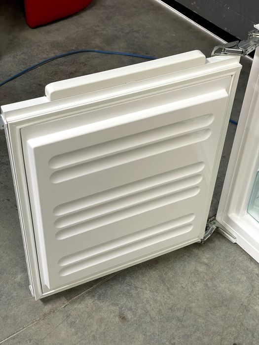 Вбудована Морозильна камера Liebherr IGN 1064 Під стільницю