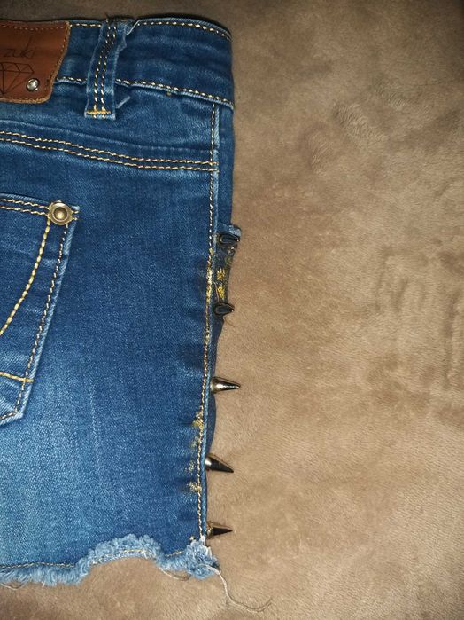Bardzo Krótkie Spodenki Jeans
