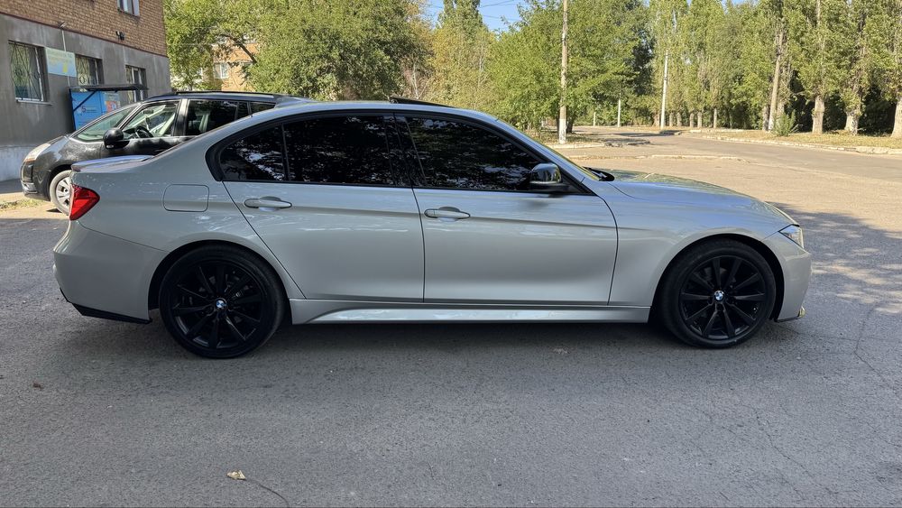 BMW 328i F30 xDrive