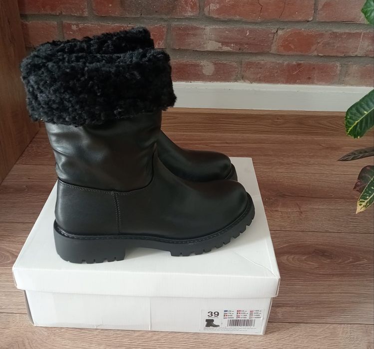 czarne botki biker z futerkiem 39