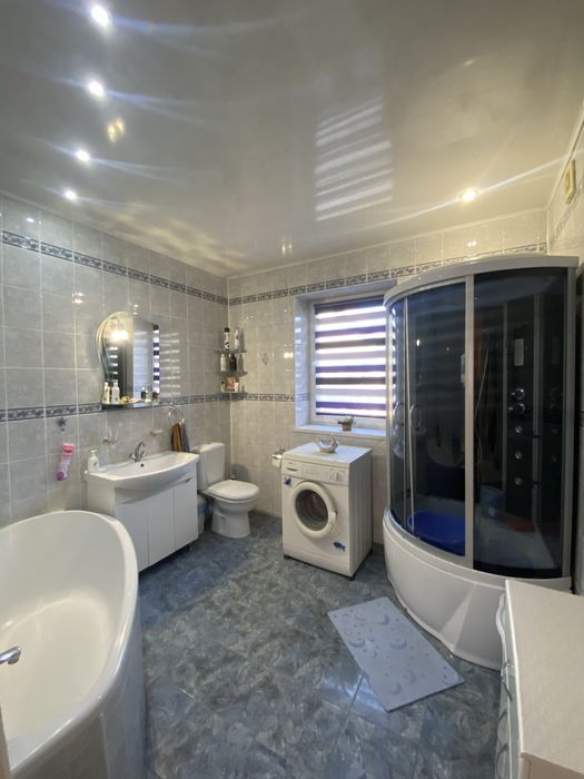 Продам будинок в Липинах, вул. Вереснева