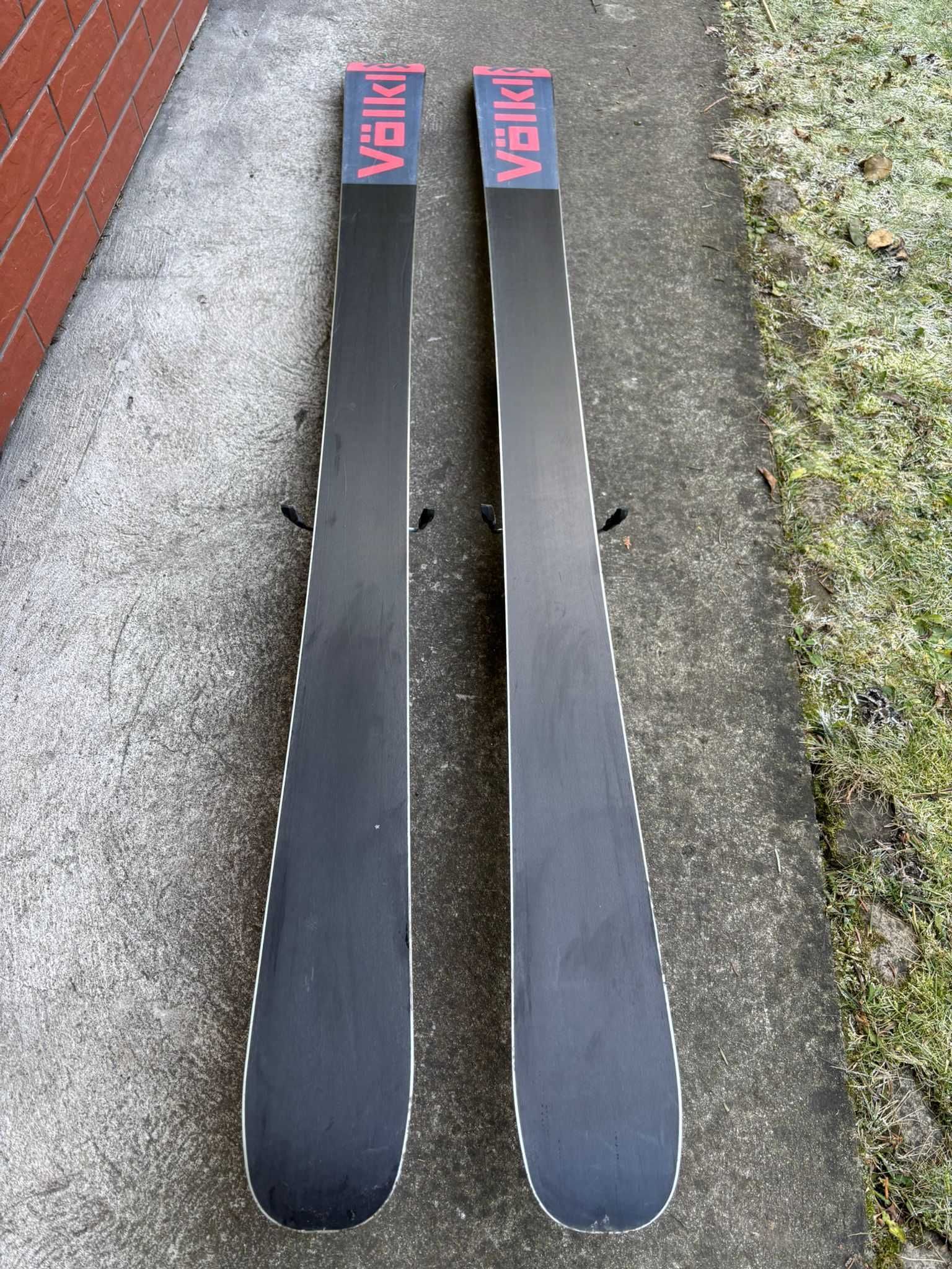 Volkl Mantra M5 177 + marker baron