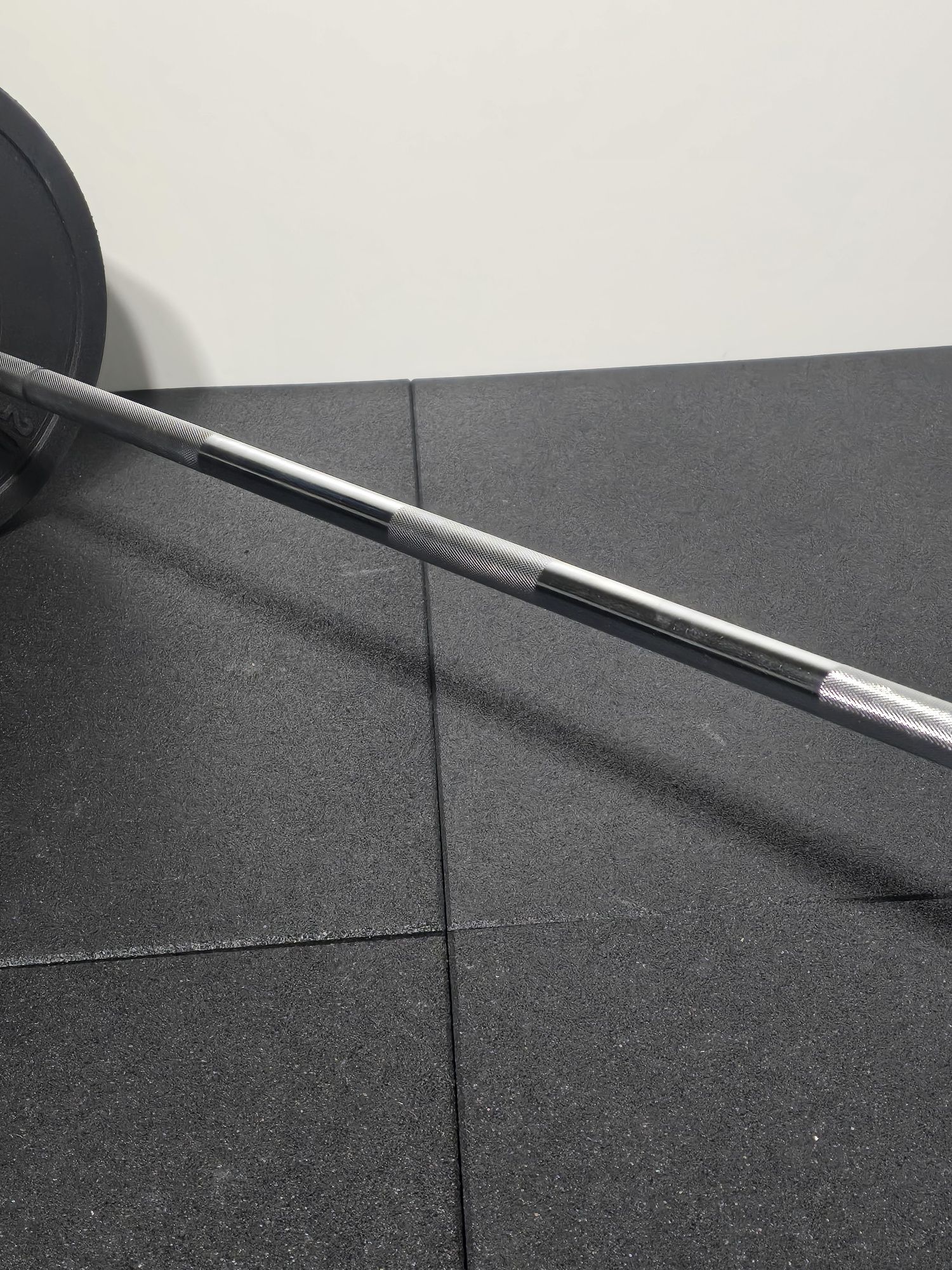 Zestaw bumperow 100 kg. Sztanga 220 cm.