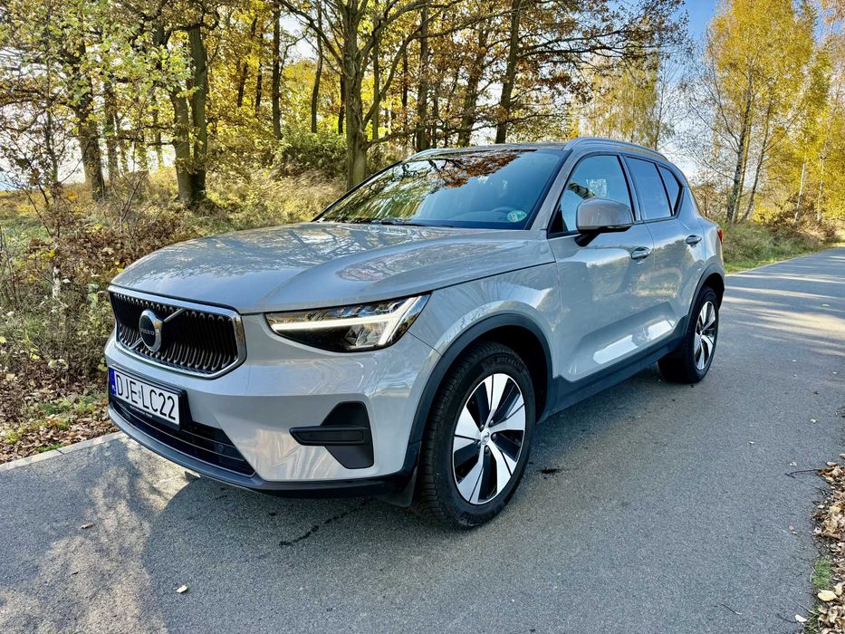 Volvo XC40 znikomy przebieg, hybryda