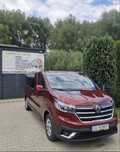Wynajem busa Renault Trafic long