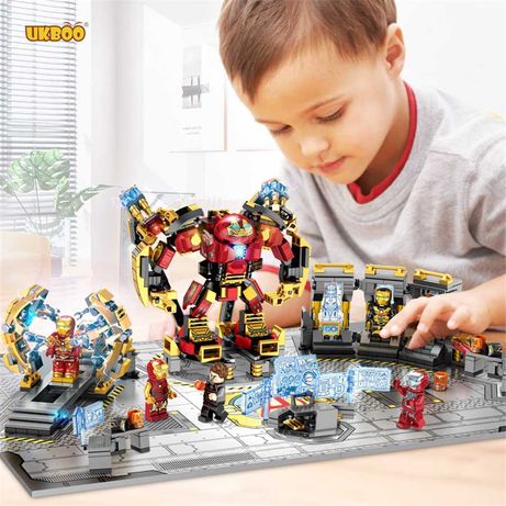 LEGO Лаборатория железного человека (Lego робот, конструктор)