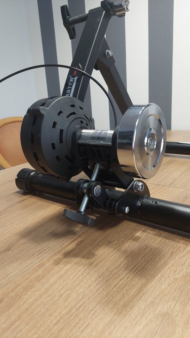 Trenażer Rowerowy X-06 MASTER (MAS-X06)