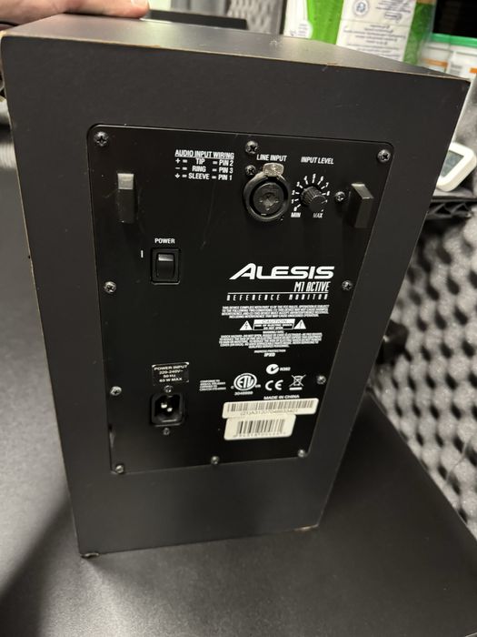 Monitory Studyjne Alesis M1 MKII aktywne , potężne brzmienie