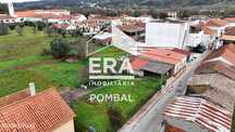 Armazém localizado em Freixianda, Ourém