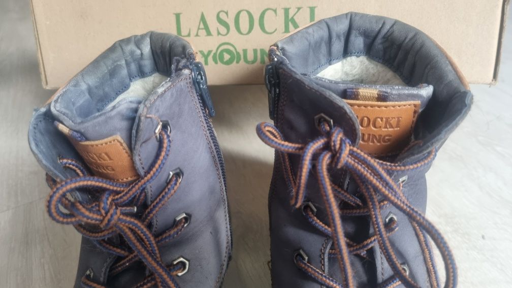 Buty zimowe trapery skórzane Lasocki r. 34 granatowe