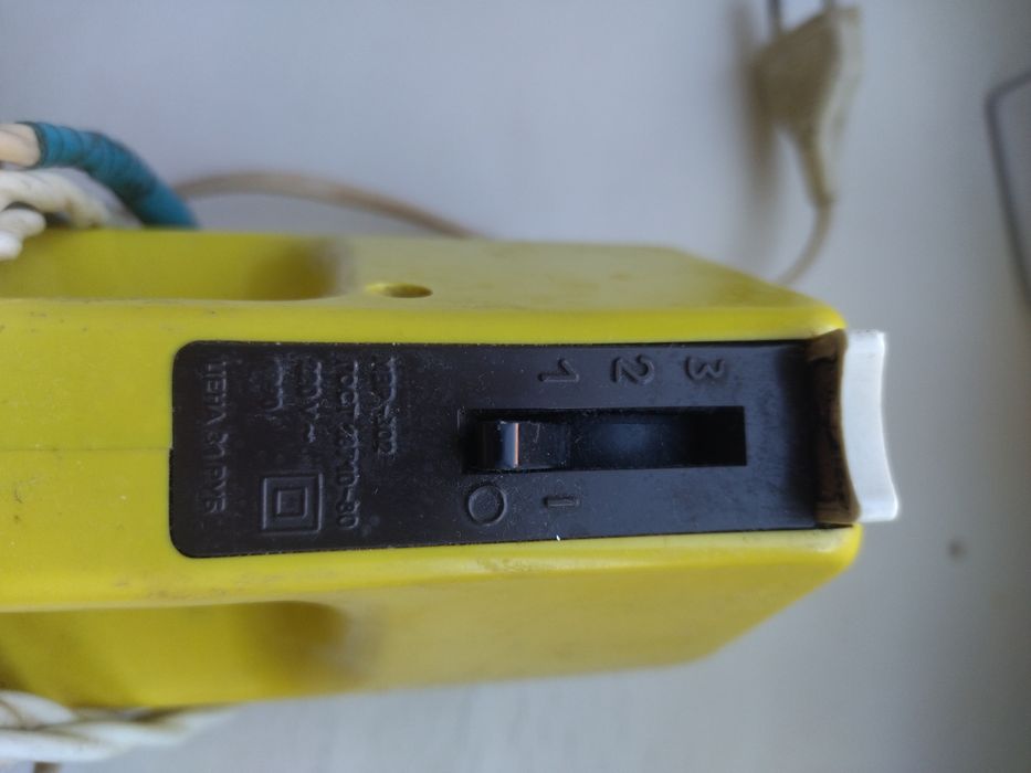 Миксер Рось МВР302 нерабочий