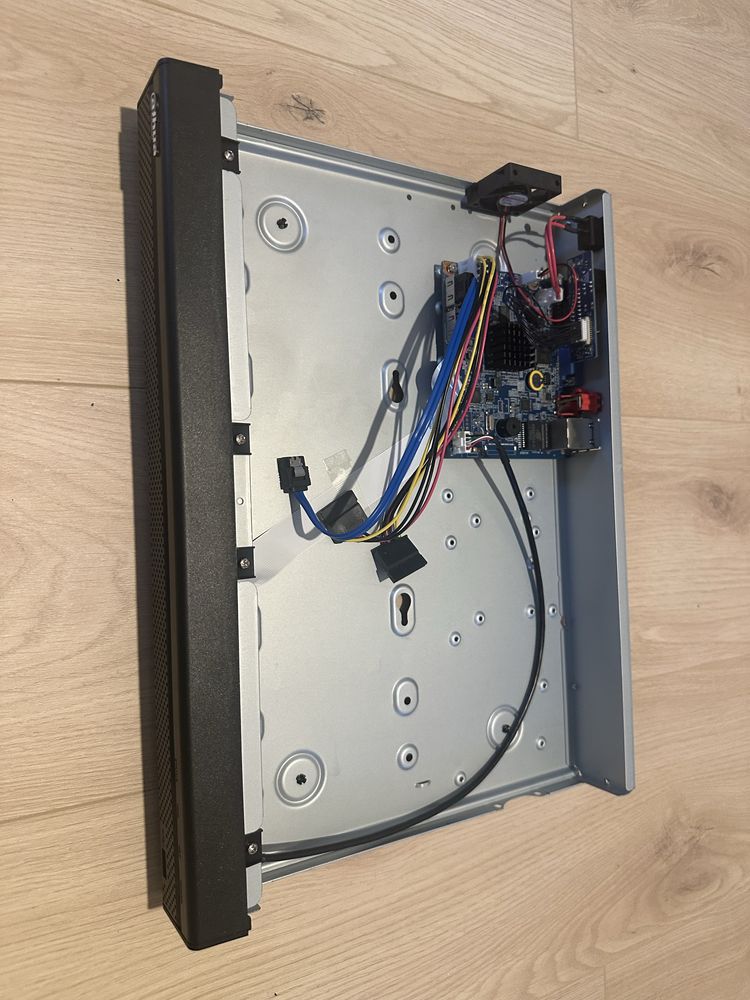 Dahua NVR 4208 4KS2