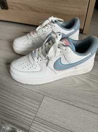 Кросівки жіночі Nike Air Force 1 40р.