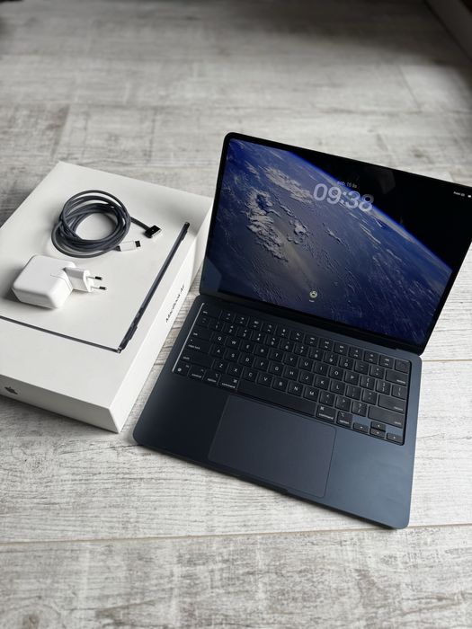 MacBook Air M2 13.6 90% Kondycja baterii