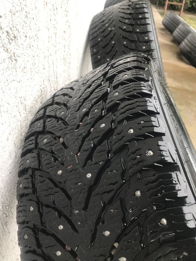 Шини зимові Nokian Hakkapeliitta 9, 235/45R18