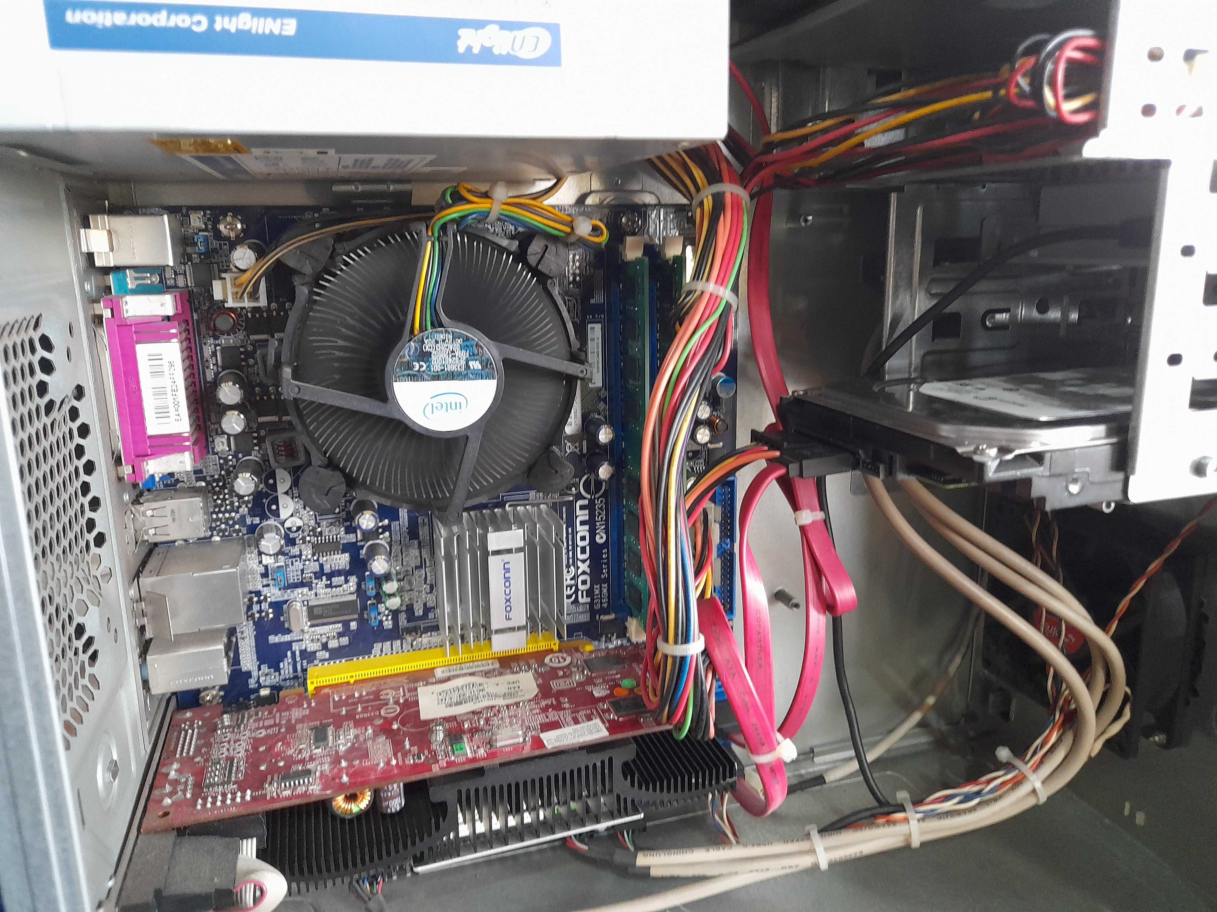 computador de secretaria tsunami com Windows 11 como novo.
