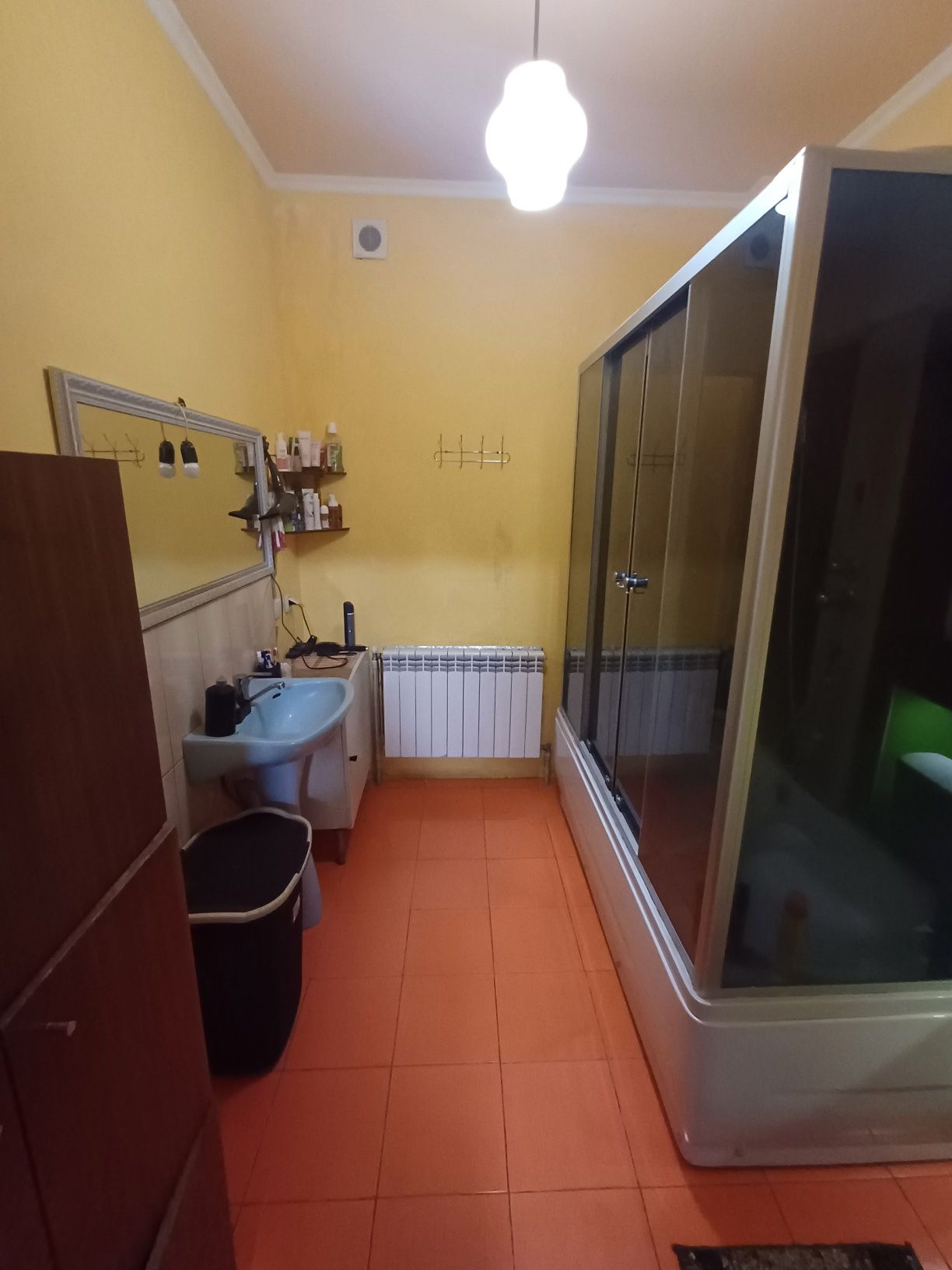 Продається капітальний будинок в селі Сад.