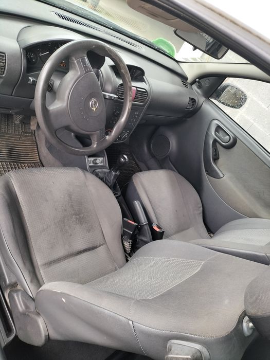 Opel corsa c 1300 comercial