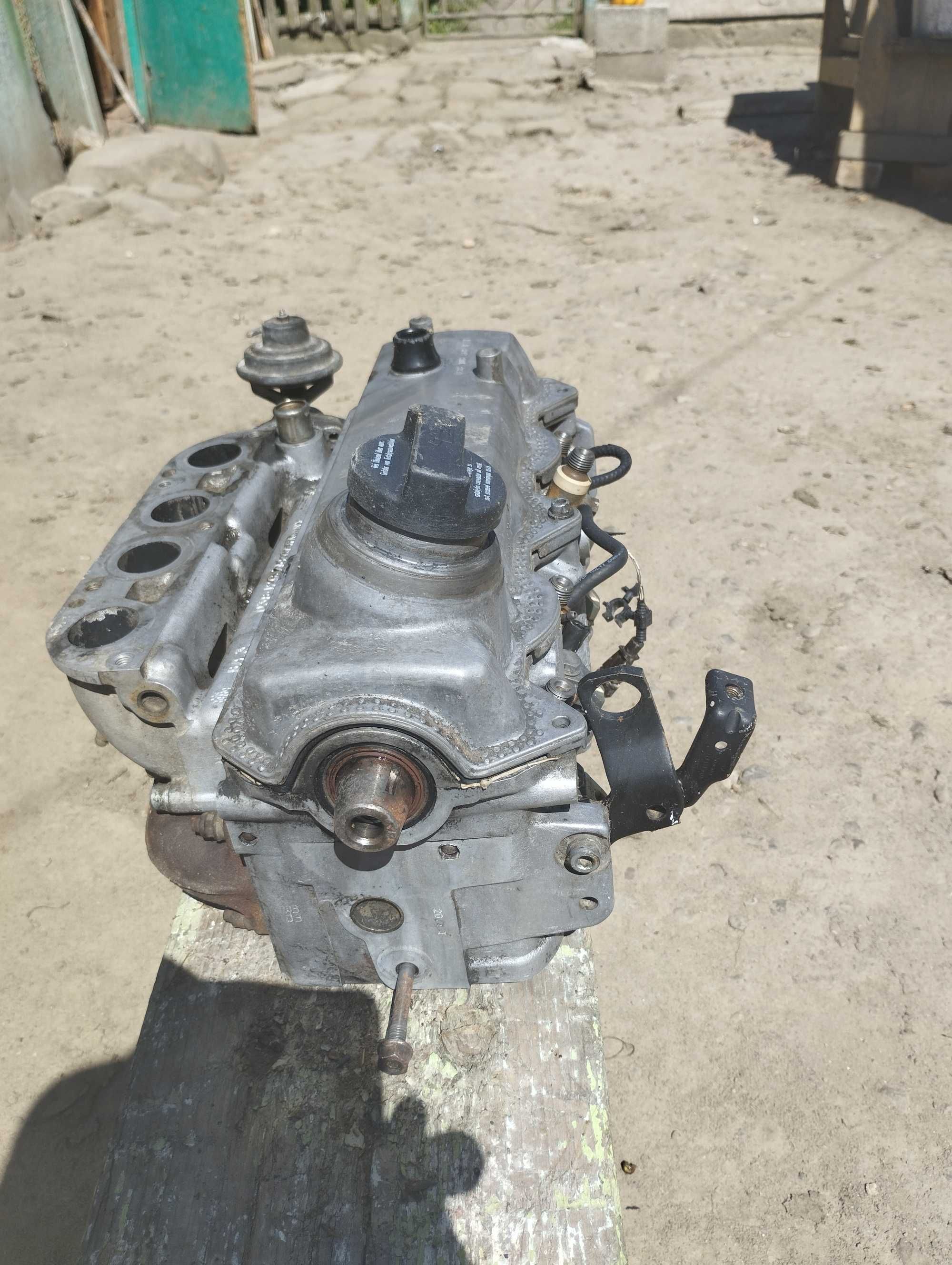Продам ГБЦ Volkswagen  1.9 SDI в комплекті.