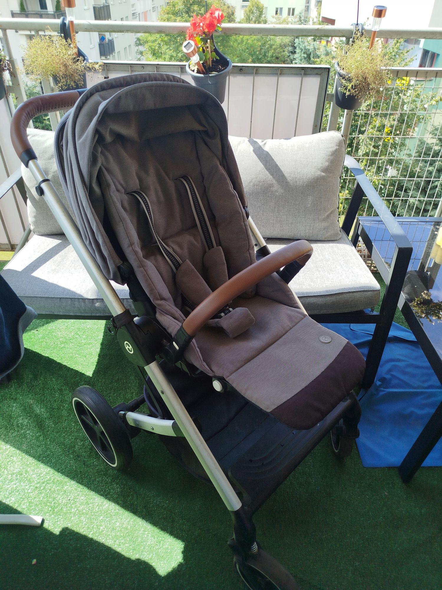 Piękny wózek spacerowy z gondola. Cybex balios S2.0