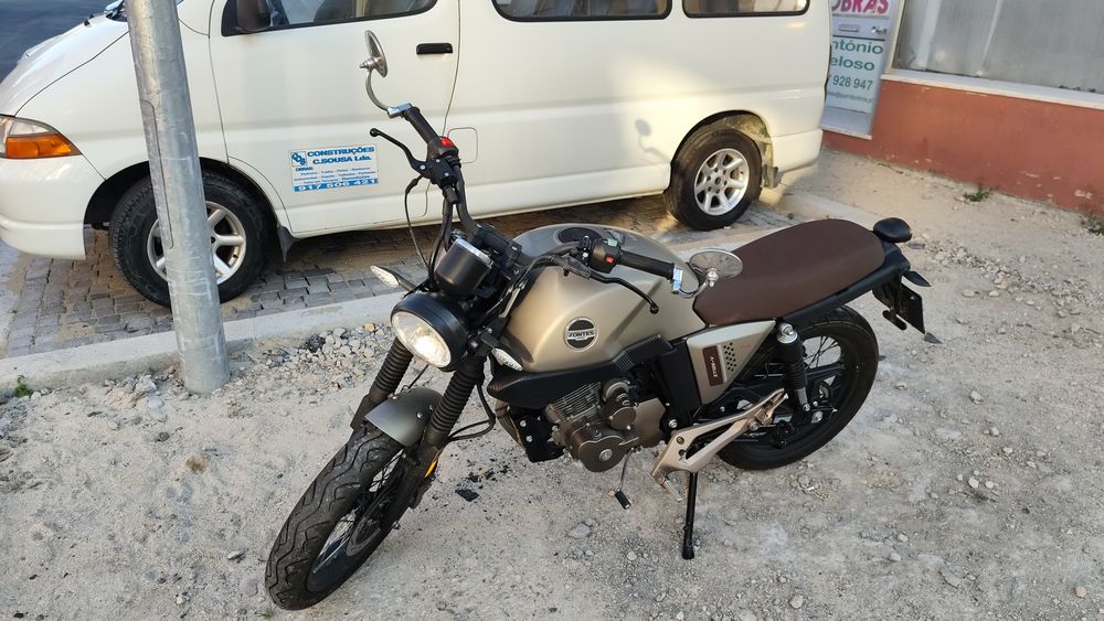 Zontes Café Racer 125