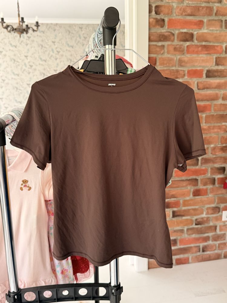 Фудболки skims оригінал ,S,M,L