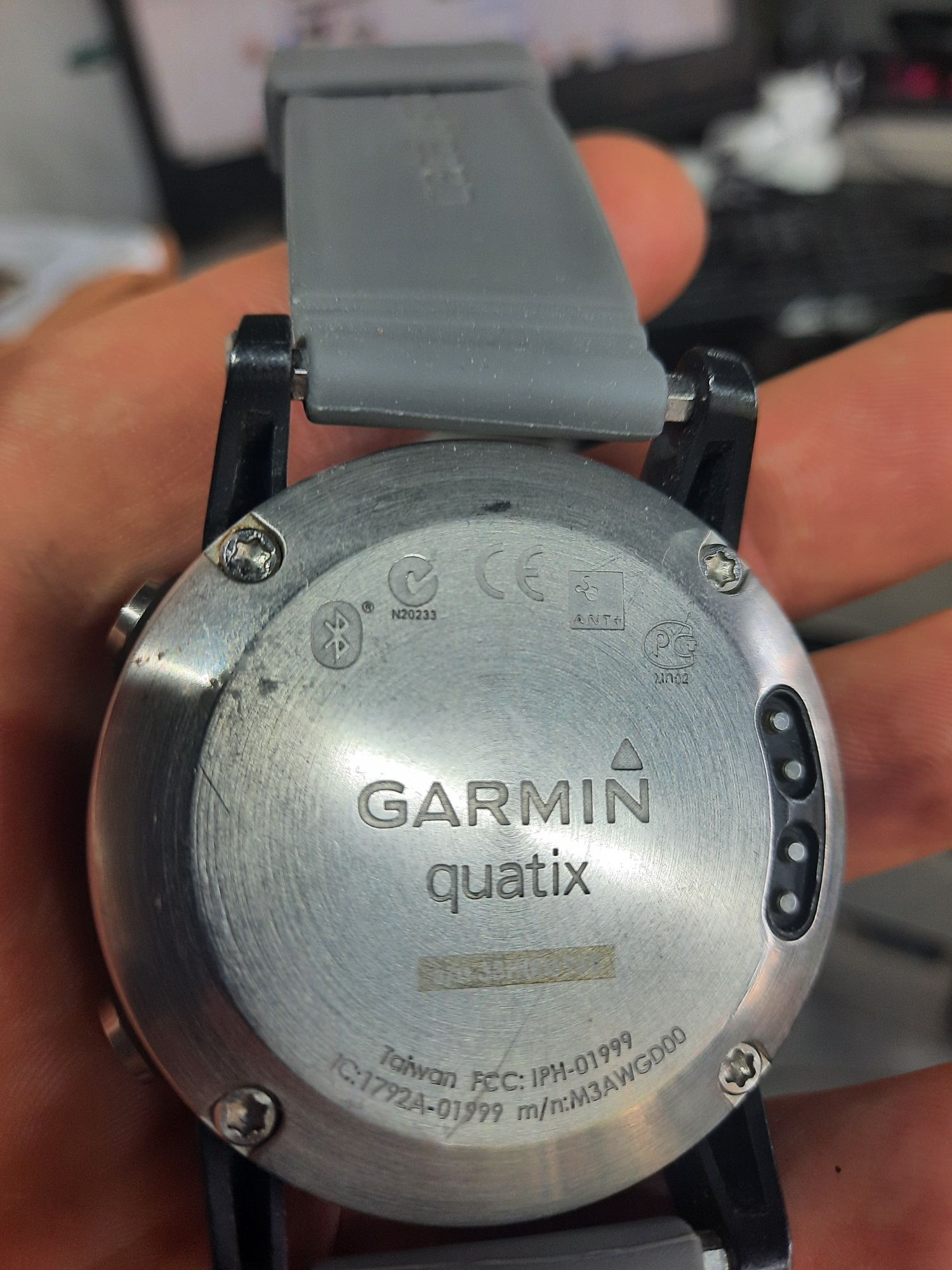 Garmin Quatix годинник для активного життя