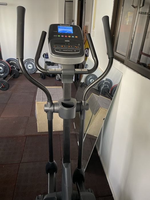Eliptica Norditrack E9.2 impecável