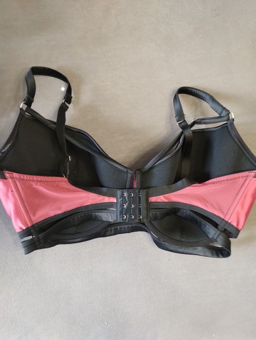 Biustonosz 85GG/ 38GG duży czerwony