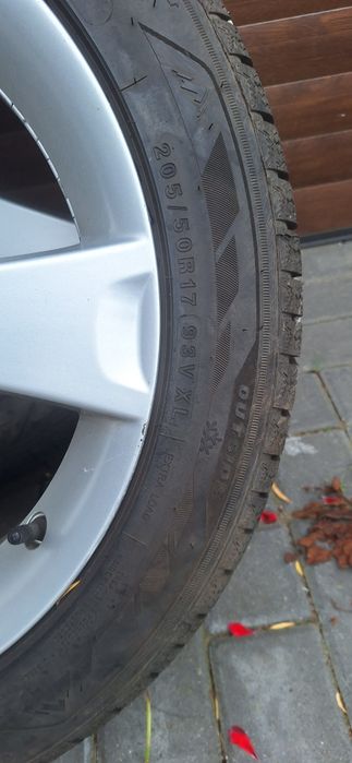Zimowe koła Mazda 3 .6  17 cali