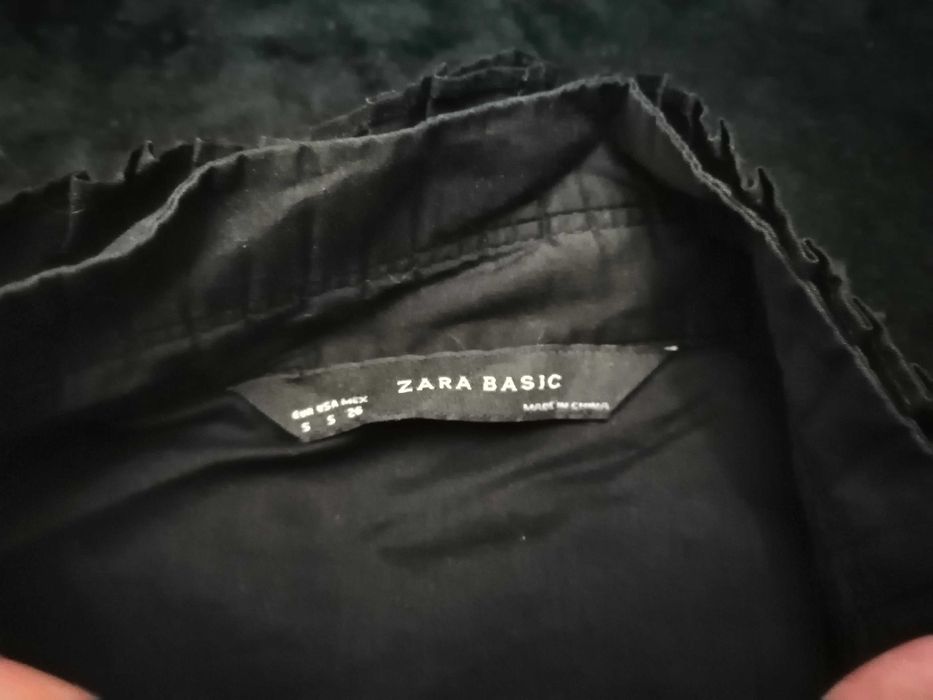 Camisa preta com drapeado Tam S da Zara - bom estado