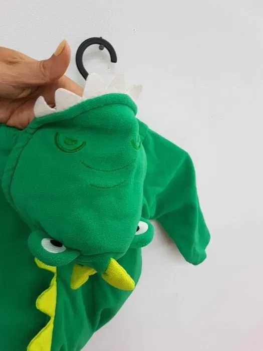 Strój przebranie dinozaur smok rozmiar 6-9 m-cy. B004