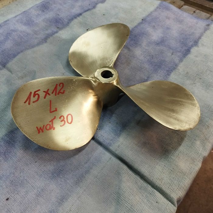 śruba napędowa jacht motorówka