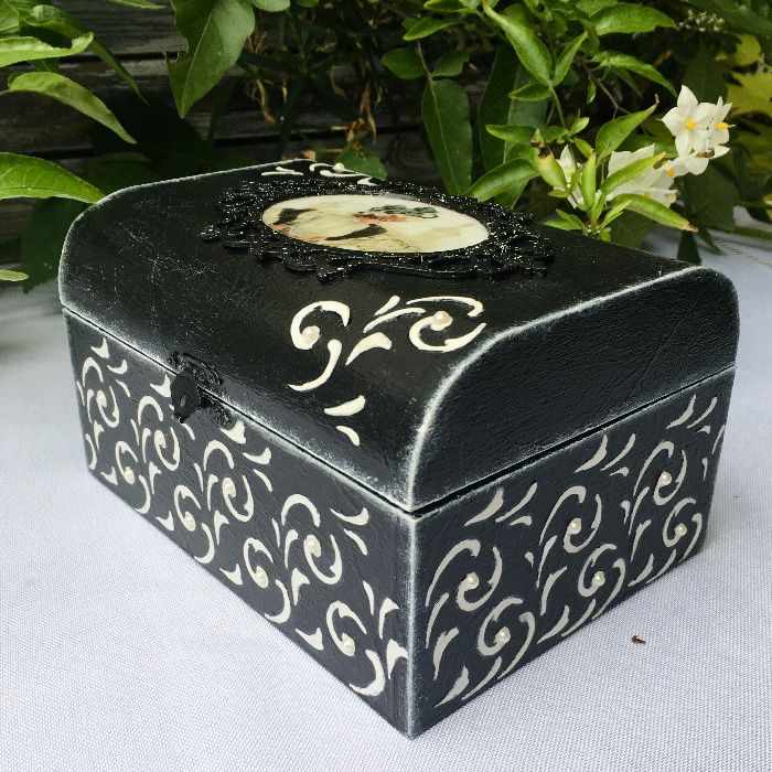 Pudełko szkatułka na biżuterię dla niej decupage retro vintage kuferek