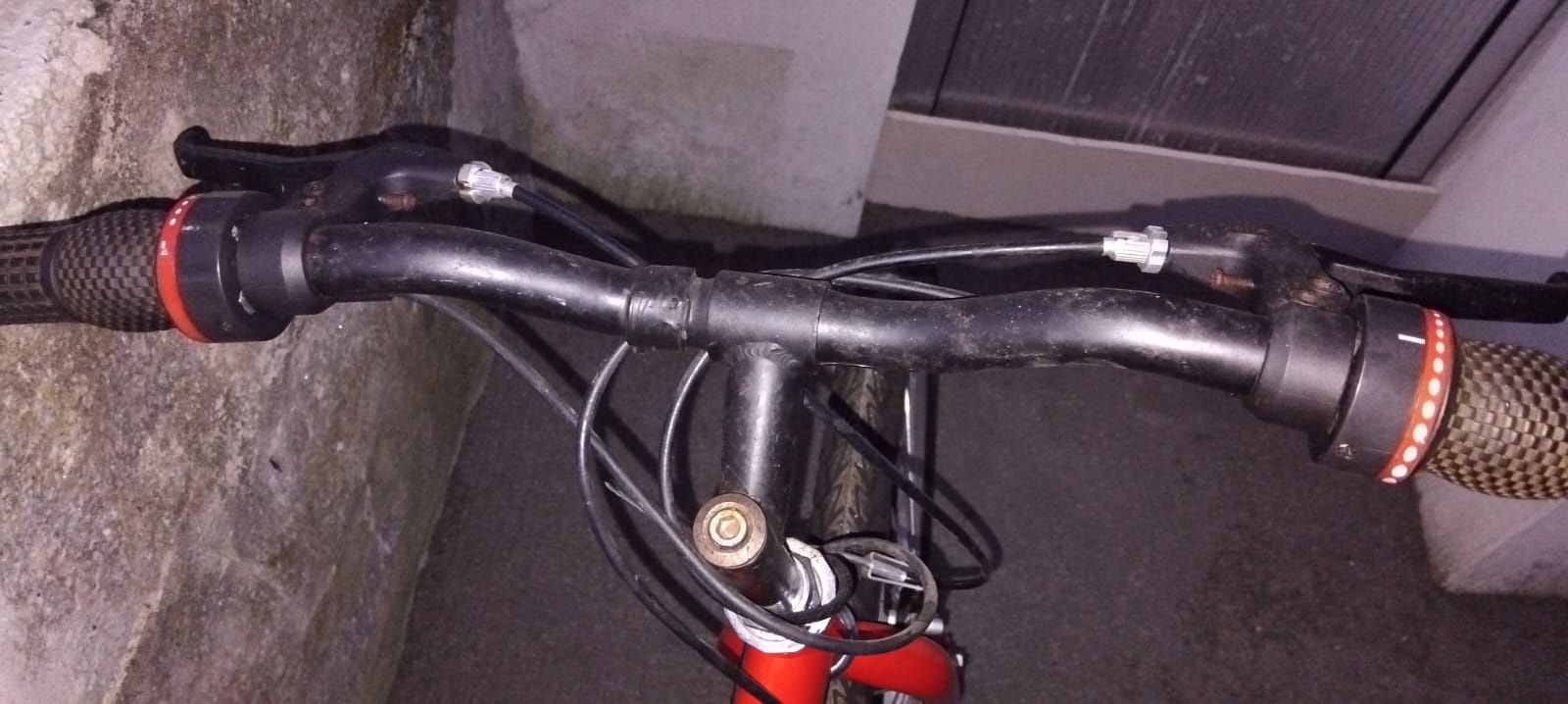 Vendo bicicleta usada poucas vezes