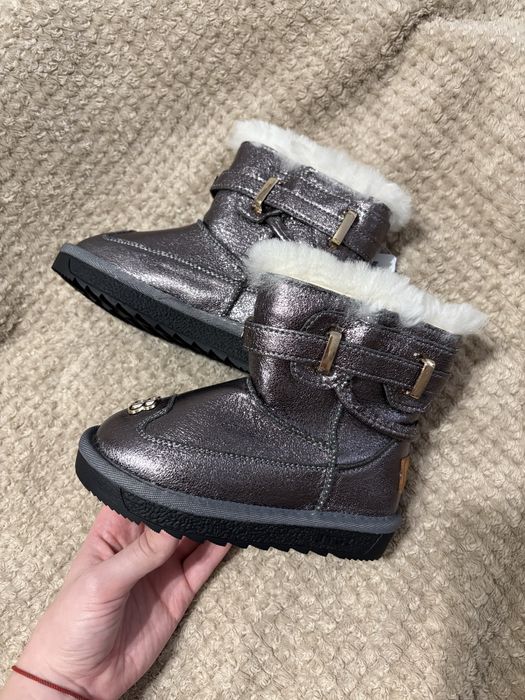 Уггі дитячі на дівчинку шкіряні зимові черевики 27 28 розмір