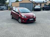 Toyota Yaris Toyota Yaris 1.5 Hybryda, Półskóra