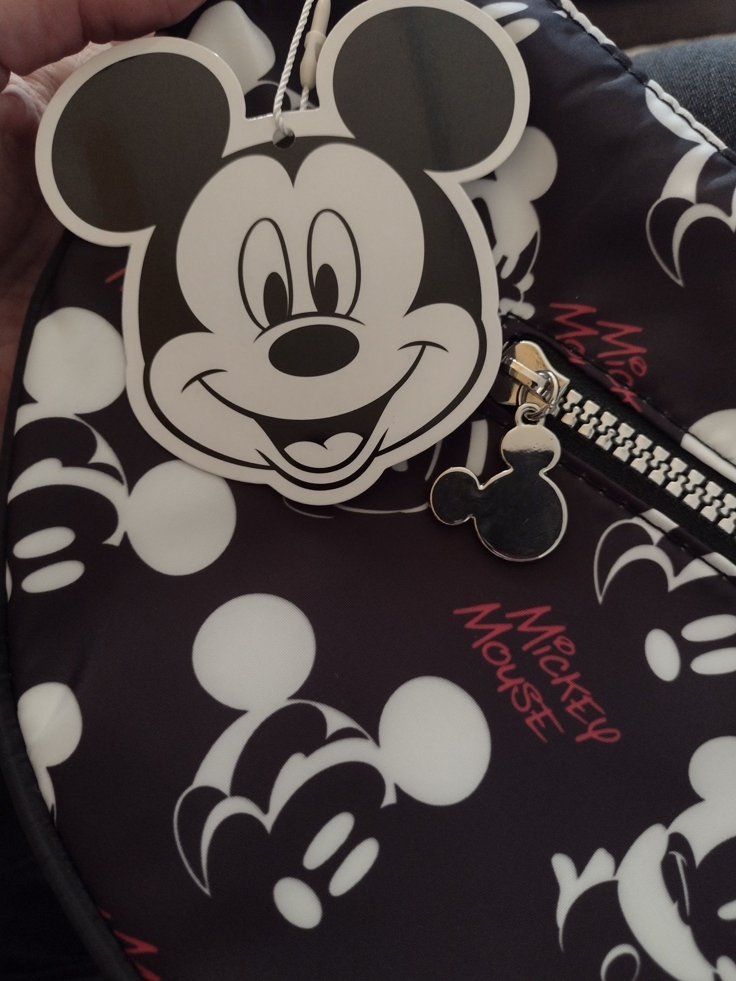 Nowa torebka Disney Mickey Mouse nerka lekka pojemna prezent Primark