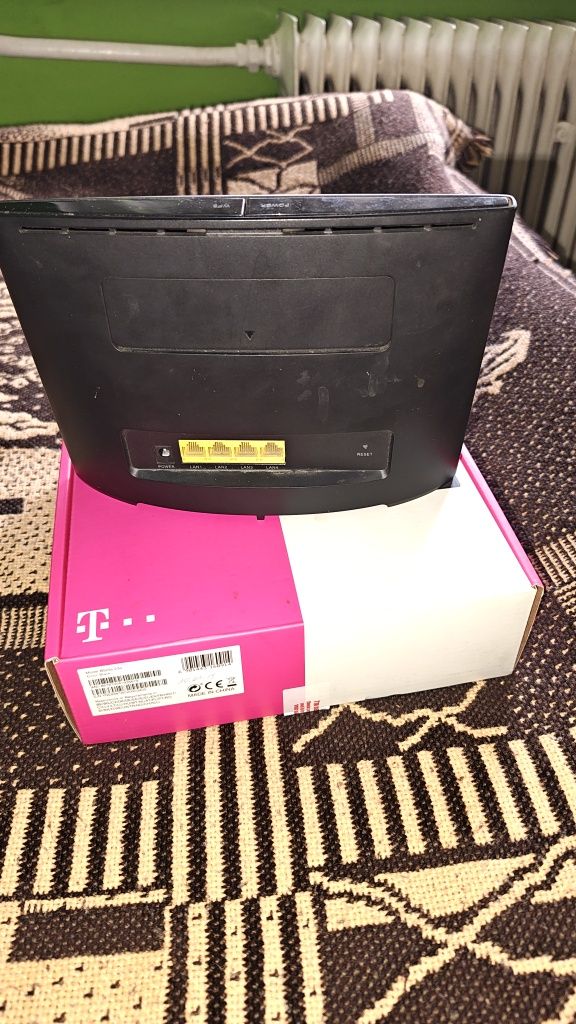 Huawei  modem b525