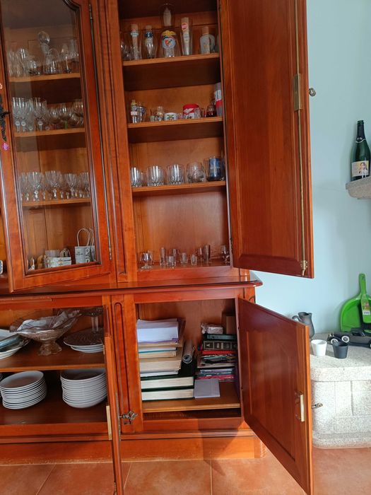 Móvel louceiro de sala