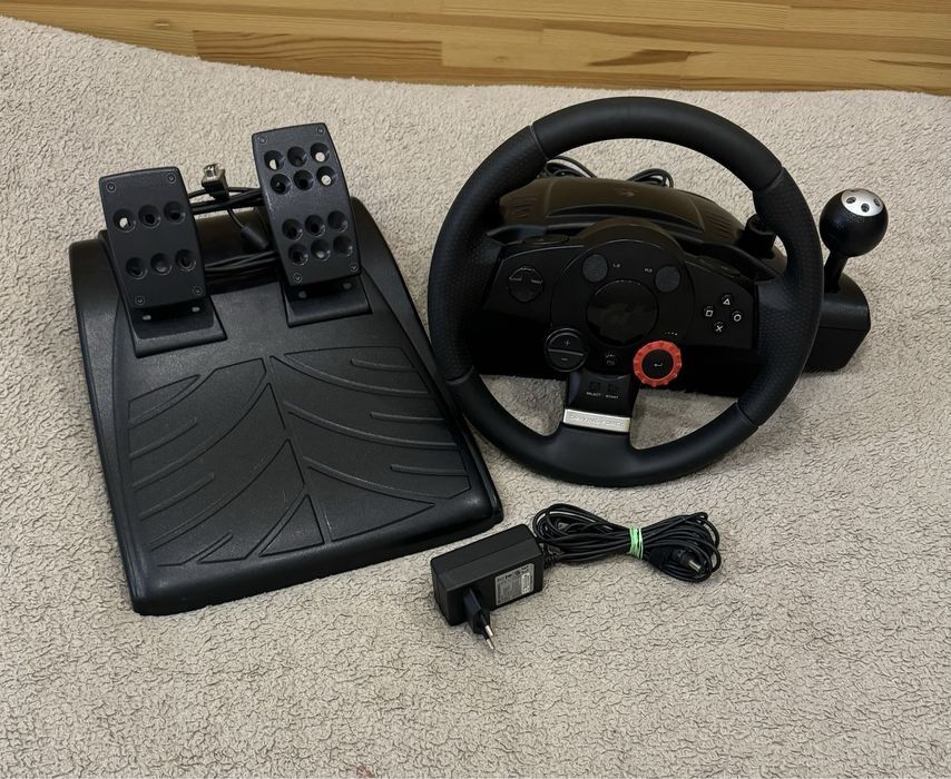 Logitech Driving Force GT,900 градусов