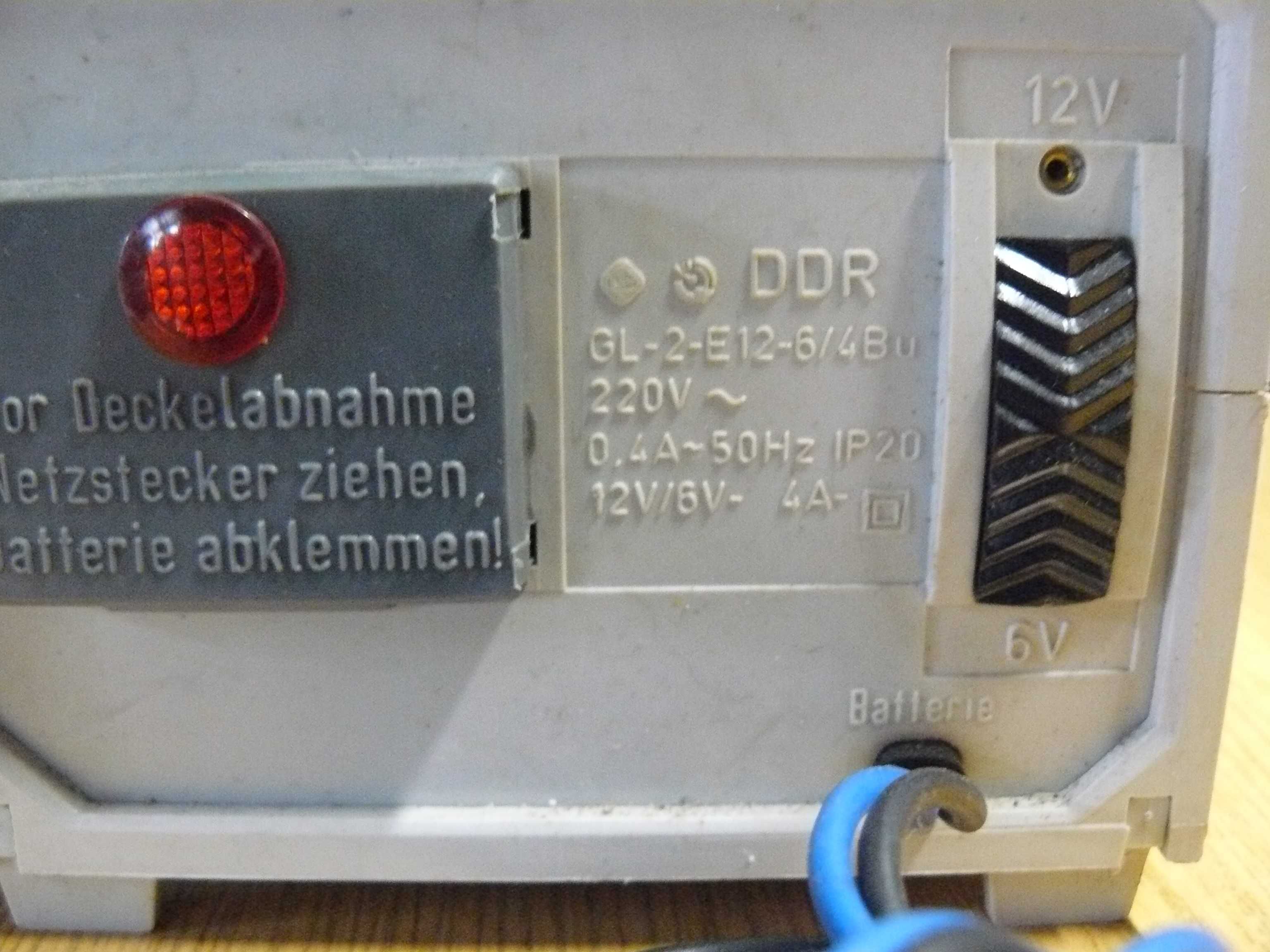 Kolekcjonerski prostownik DDR Ladefix 4 amp. 6/12V Trabant Barkas Mz