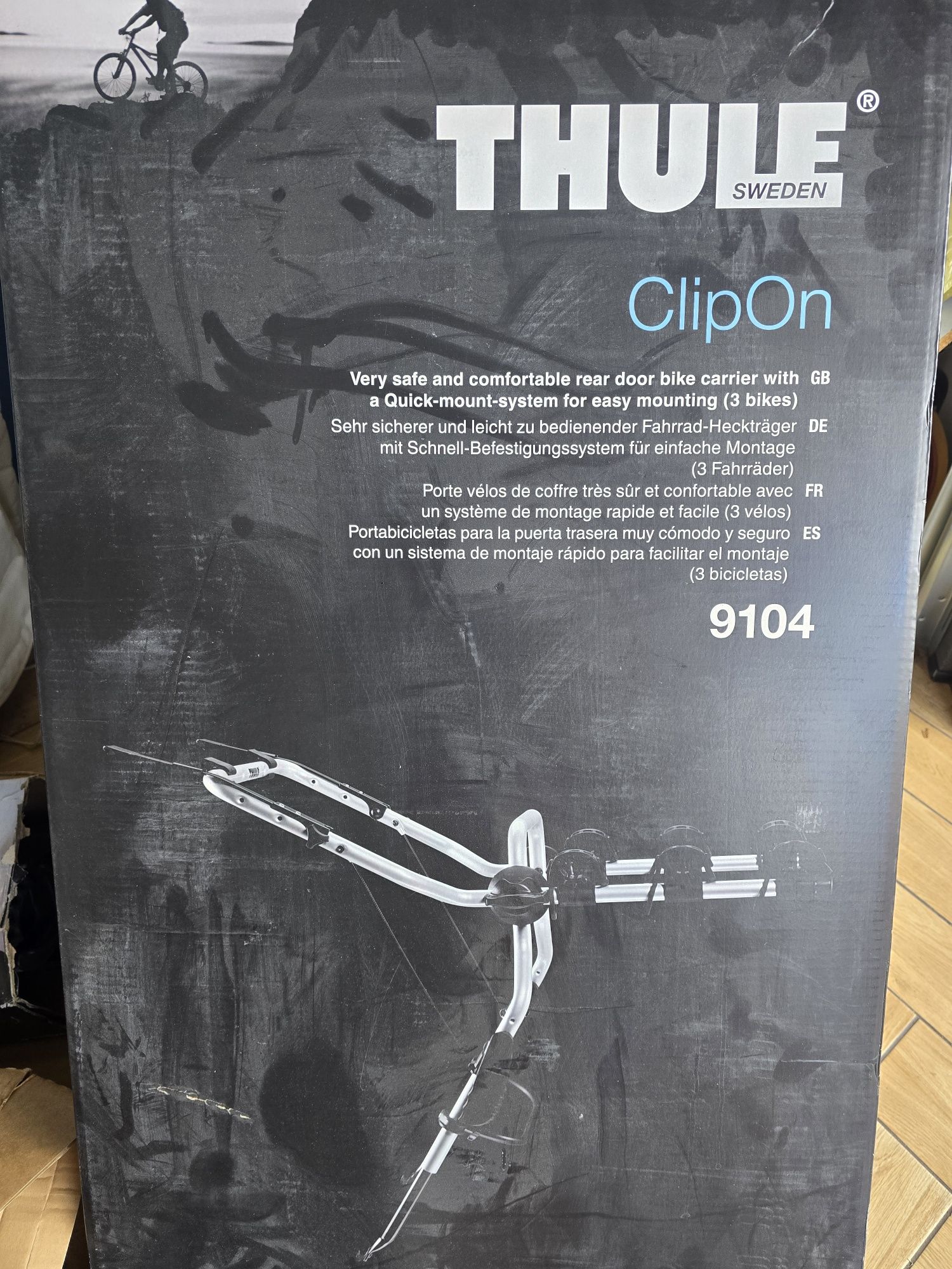 Uchwyt Thule 9104 na klapę na 3 rowery