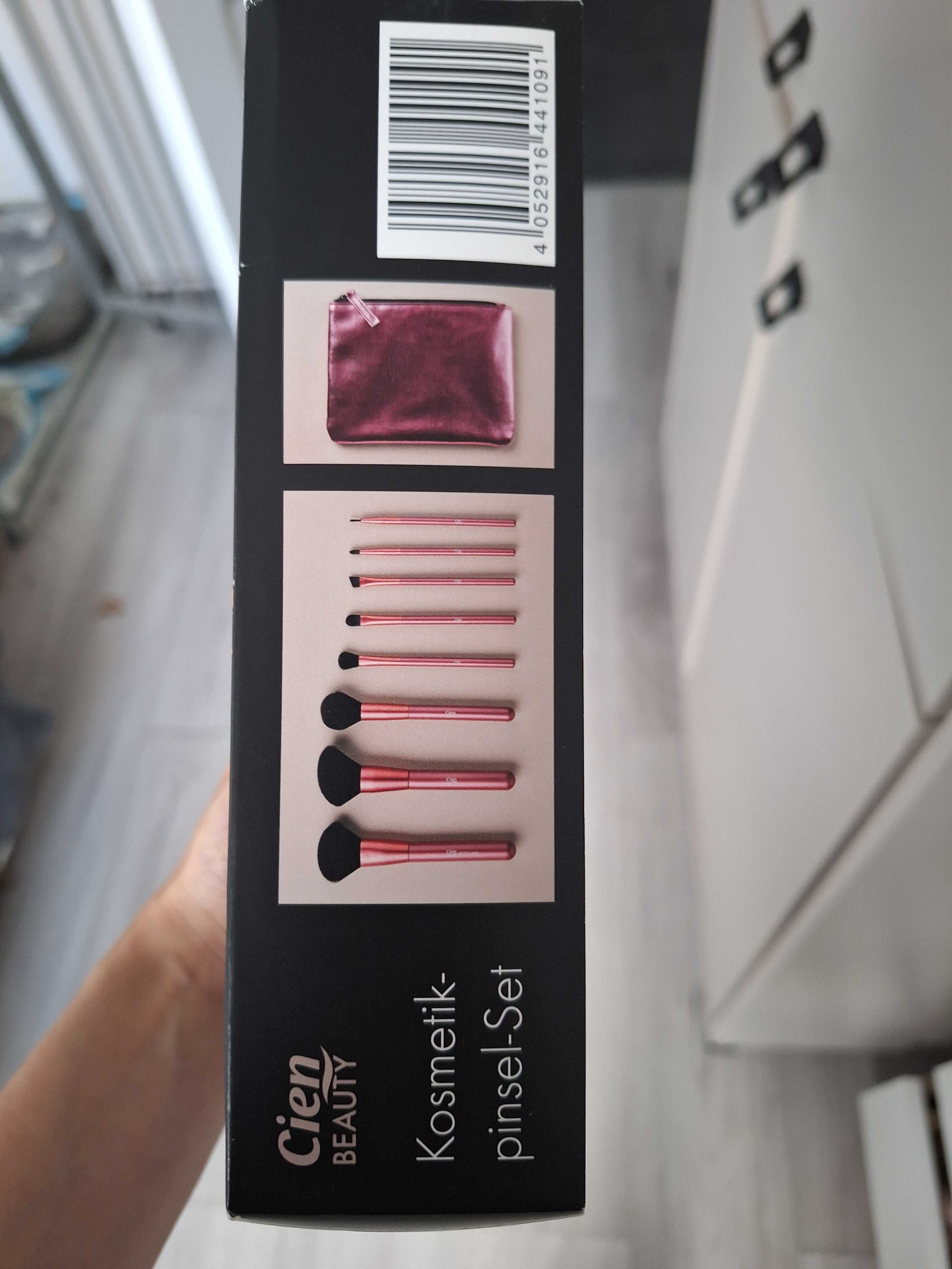 Nowy Zestaw pędzli do makijażu z kosmetyczką