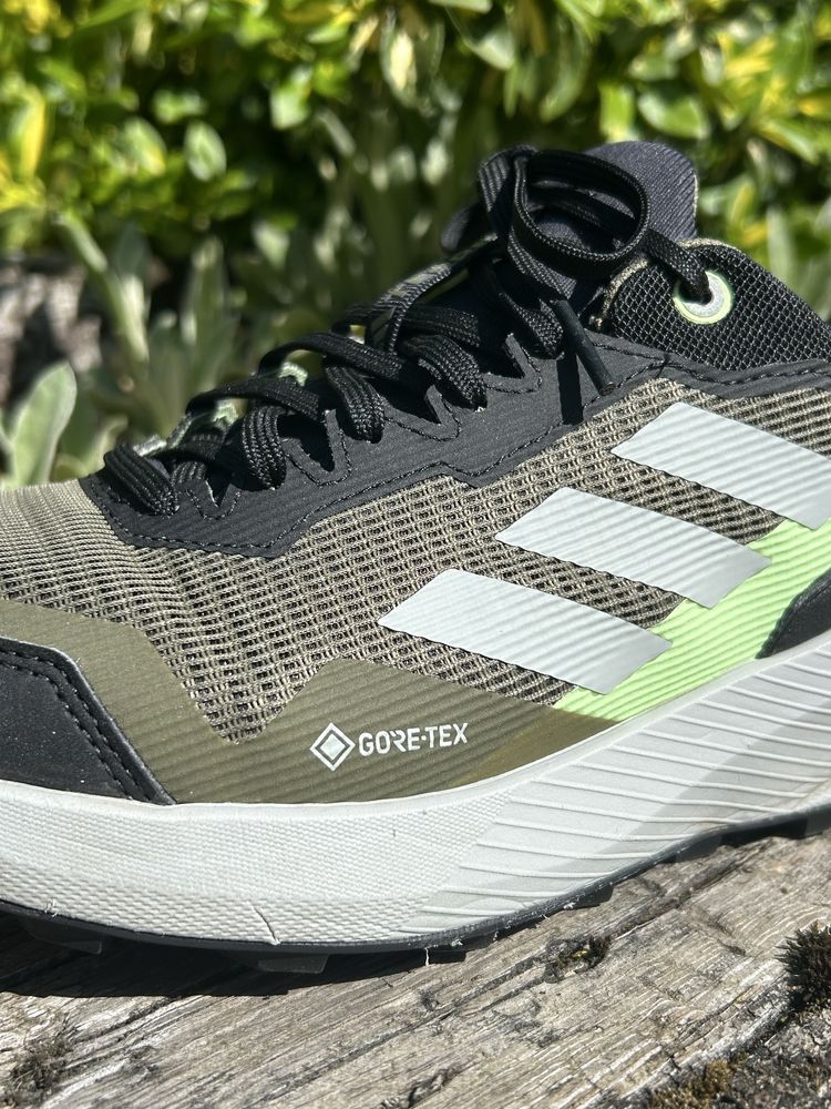 Buty Adidas Terrex r. 42