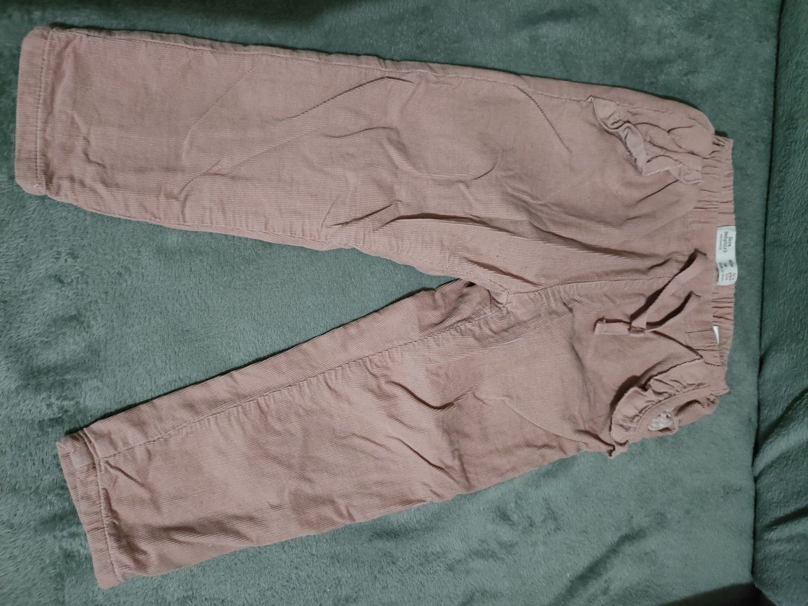 Spodnie Zara sztruksowe ocieplane 104