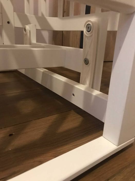 Дитяче ліжко гойдлака для немовля