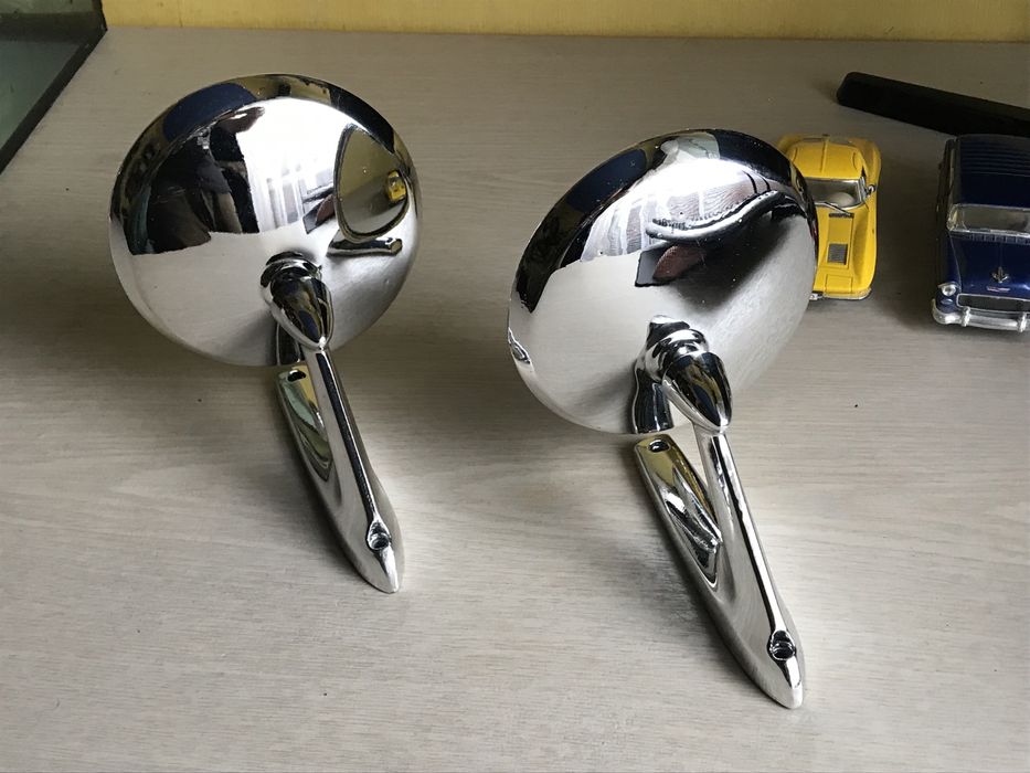 Ретро зеркала на ретро авто