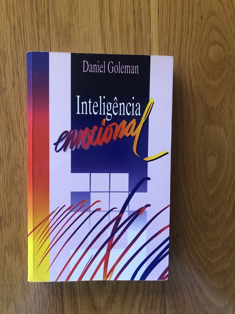 Livro Inteligência Emocional de Daniel Goleman