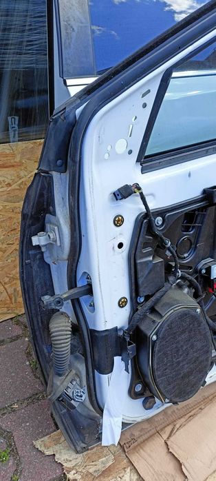 Dodge Dart 2012 - 2016 Drzwi Prawa Przód KPL USA